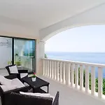 Bella Vista *