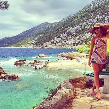 Bella Vista *