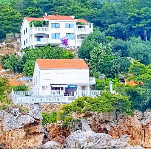 Bella Vista