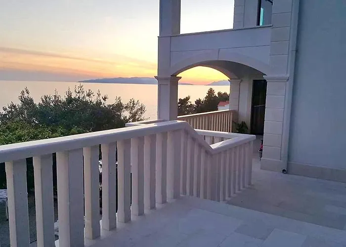 Bella Vista 公寓 *